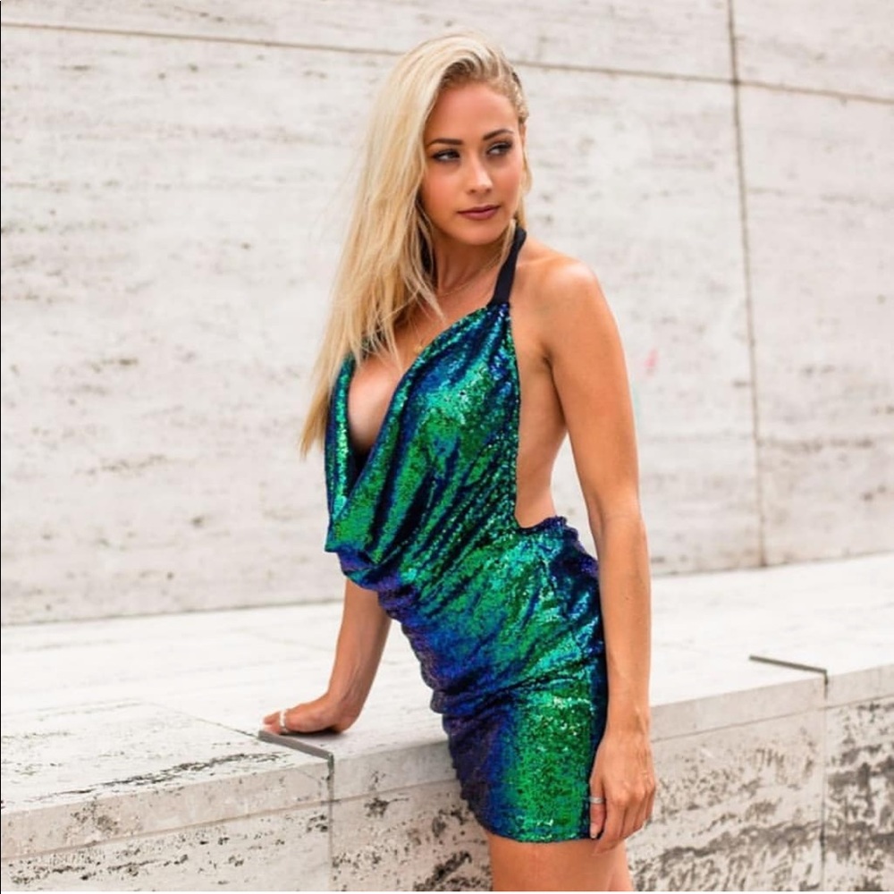 🌵Backless mermaid color sequin mini dress